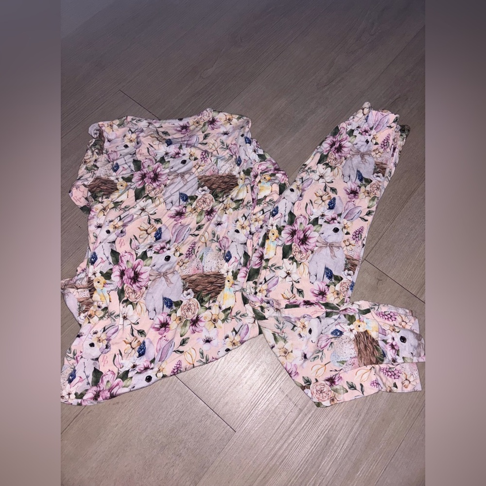 Posh Peanut pajama set, Hazel pattern whimsical bunny 8Y 2pc